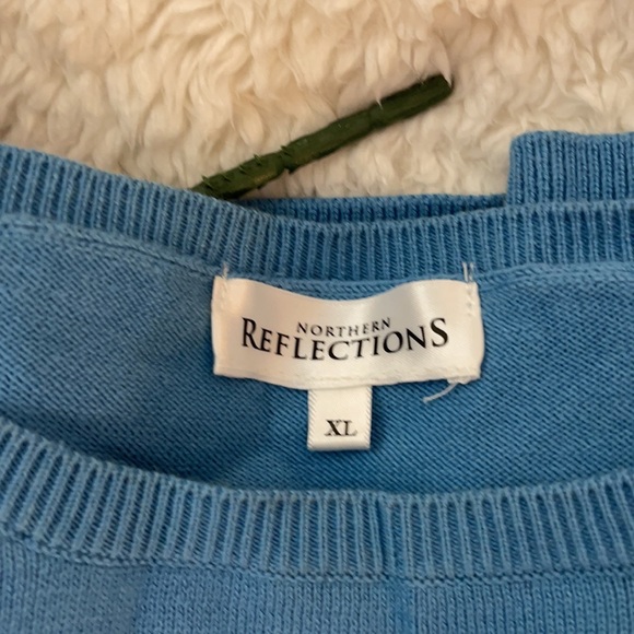 Selling Northern Reflections sweater, size XL blue - Picture 2 of 2
